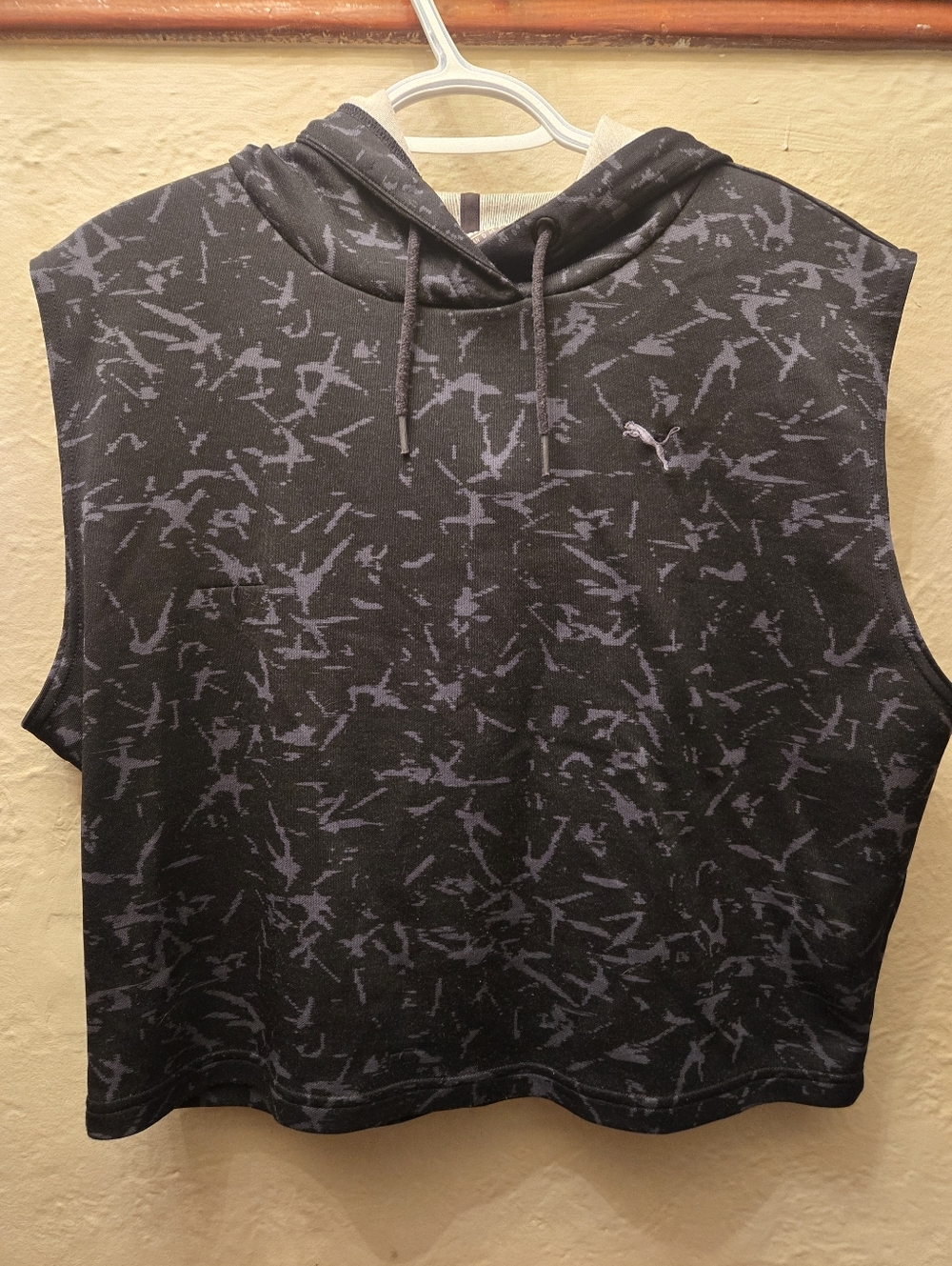 Puma Cropped Sleeveless Hoodie Black Y2K Athleisure Streetwear L